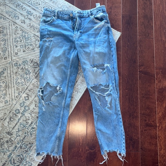 Bershka Distressed Denim Jeans - Picture 1 of 8